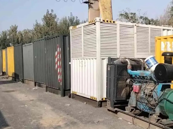 恒山200KW柴油发电机机组每小时油耗是多少？